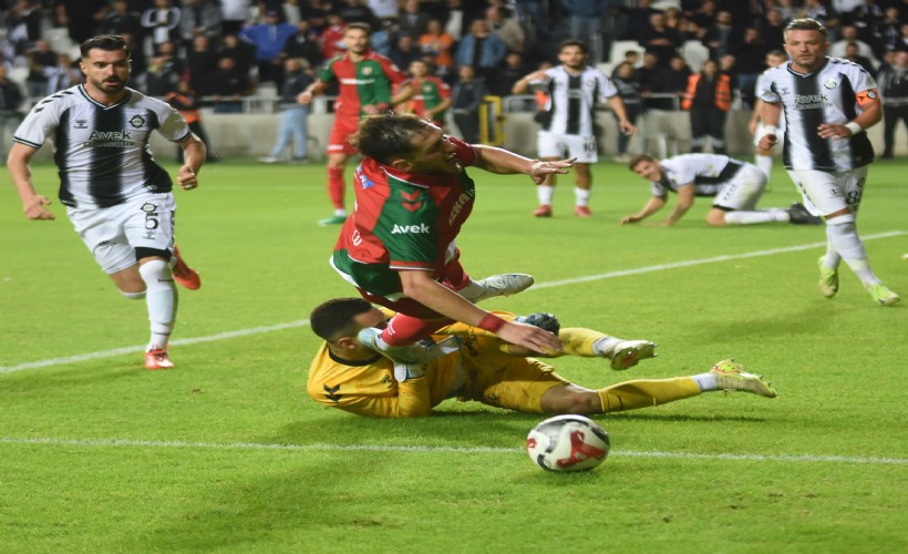 Kaf-Kaf 'hakem' skandalına isyan etti!