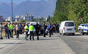 Kamyonetin önünü kesip pompalı tüfekle ateş açtı: 1 ölü, 2 yaralı