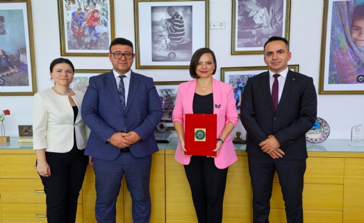 Karabağlar Belediyesi işçilerine promosyon müjdesi