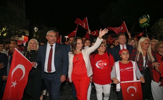 Karşıyaka 29 Ekim’de gelincik tarlasına dönüşecek!