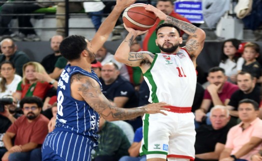 Karşıyaka potada Galatasaray önünde