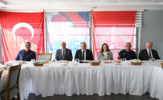 Karşıyaka’da 'Muhtarlar Günü' zirvesi