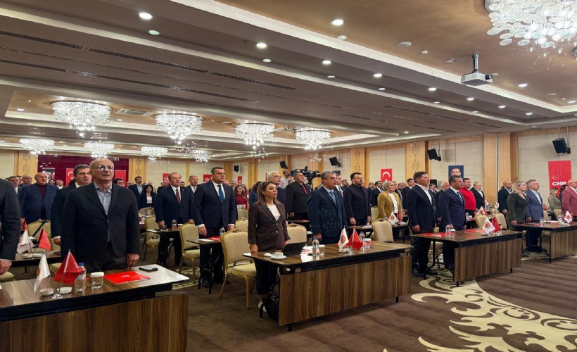 Kılıçdaroğlu'na yakın isimler CHP kampına katılmadı