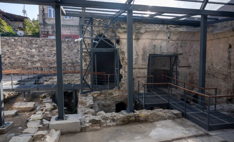 Kıllıoğlu Hamamı karma sergiyle günümüzle buluşuyor