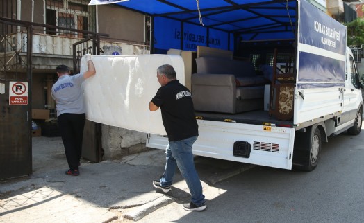 Konak'ta dayanışma ağı giderek büyüyor