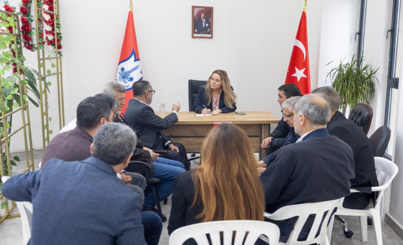 Konak’ta ‘Komşu Buluşmaları’ devam ediyor! Makamdan değil mahalleden yönetim