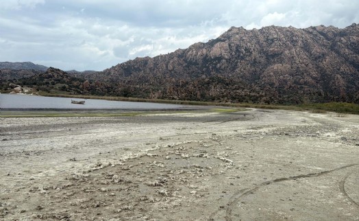 Kuruyan Bafa Gölü'ne Menderes'ten can suyu!