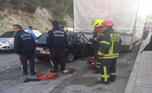 Kuşadası’nda 1 kişinin öldüğü kaza kamerada