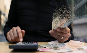 Maaşlardan her ay yüzde 3 kesinti yapacak düzenleme Resmi Gazete'de