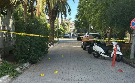 Marmaris’te iki grup arasında silahlı kavga: 3 gözaltı