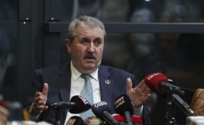 Meclis'te 'Apo' sloganları atılmıştı: Destici'den zehir zemberek sözler!