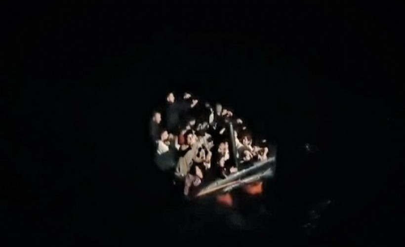 Muğla açıklarında 18’i çocuk 46 düzensiz göçmen kurtarıldı