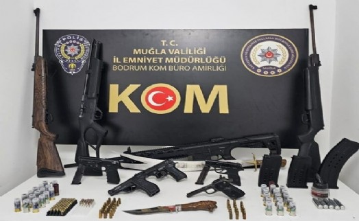 Muğla’da ruhsatsız silah operasyonu; 4 kişi tutuklandı