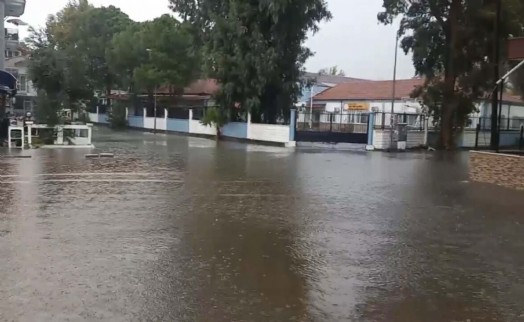 Muğla’da sağanak etkili oldu