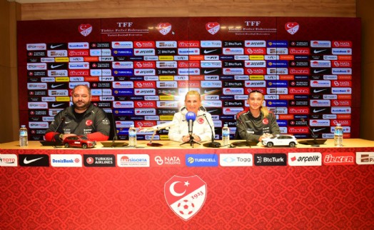 Necla Güngör Kıragası: Türk kadınının neler yapabildiğini göstermek istiyoruz