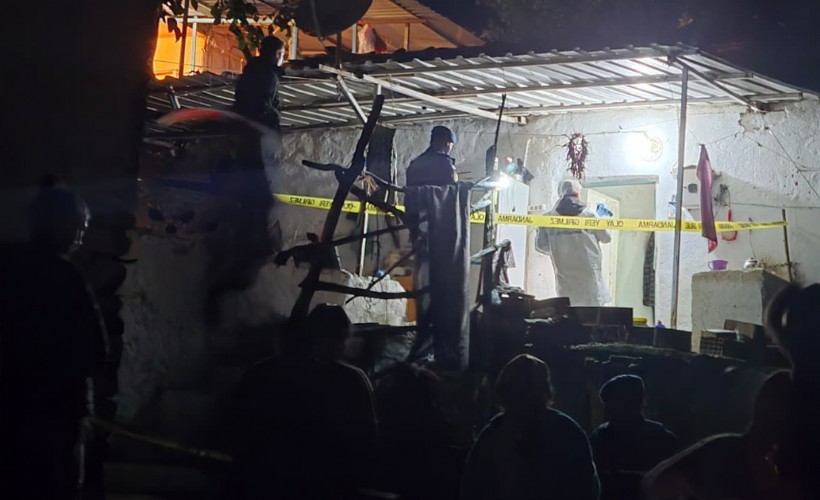 İzmir'de dehşet gecesi! Önce oğlunu öldürdü sonra eşini ağır yaralayarak kaçtı