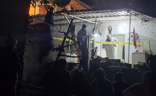 İzmir'de dehşet gecesi! Önce oğlunu öldürdü sonra eşini ağır yaralayarak kaçtı