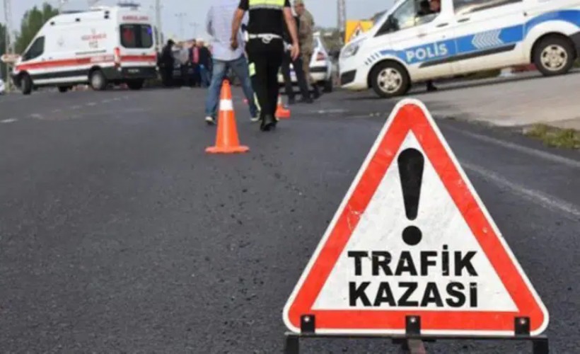 Otomobilin çarptığı kadın hayatını kaybetti