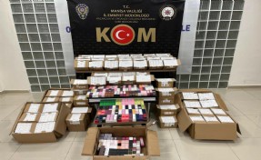Otomobilinde 2 bin 710 şişe gümrük kaçağı parfümle yakalandı