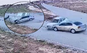 Akılalmaz kaza! İki araç kafa kafaya çarpıştı: 1 ölü, 3 yaralı