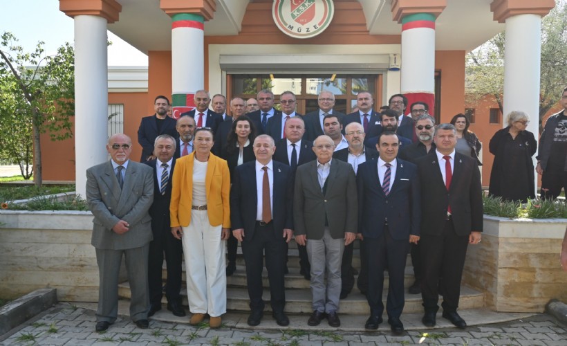 Özdağ'dan dolu dolu İzmir ziyareti!
