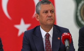 Özel, İstanbul'un Kurtuluşu'nu kutladı: 'Geldikleri gibi giderler'