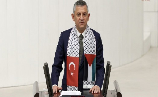 Özel'den İsrail'in alıkoyduğu Türk vekiller için açıklama
