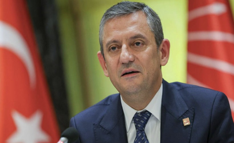 Özel'den 'İzzetbegoviç' anması: 'Her şey bittiğinde hatırlayacağımız şey...'