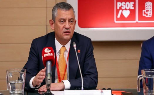 Özel, Sosyalist Enternasyonel'de konuştu: 'Dünyanın aksine Türkiye’de sosyal demokrasi yükselişte'