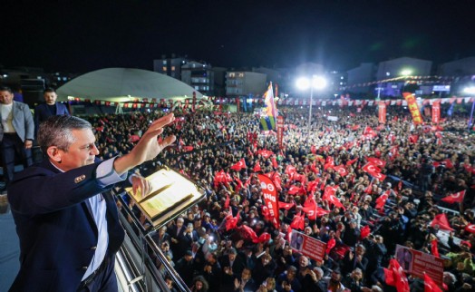 Özgür Özel'den Erdoğan'a 'ABD' eleştirisi