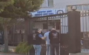 İzmir'de polisten 100 adrese eş zamanlı baskın: 173 kişi yakalandı