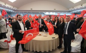 Seferihisar’da 29 Ekim Cumhuriyet Balosu’nda coşku dolu gece