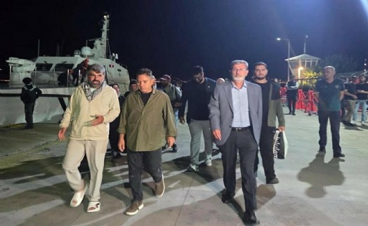 Tekneleri arıza yapan Gazze gönüllüleri, Marmaris'e getirildi