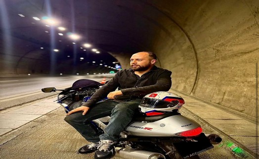 Toprak yığınına çarpıp kanala savrulan motosikletin sürücüsü öldü