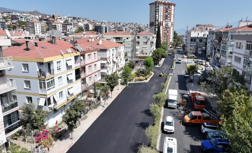 Tugay, İzmir genelinde asfalt seferberliği başlatmıştı: 500 bin tonu aştı!