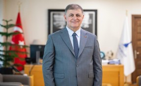 Tugay’dan AK Parti’ye geçecek iddialarına net yanıt: Ben CHP’liyim, benden başka bir şey çıkmaz!