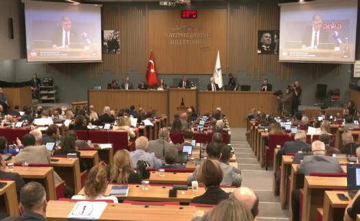 Tugay’dan Tuncay Özkan’a yanıt gibi açıklama: Bu elektrikli araçlara 'kölelik' demek abartılı ve anlamsız