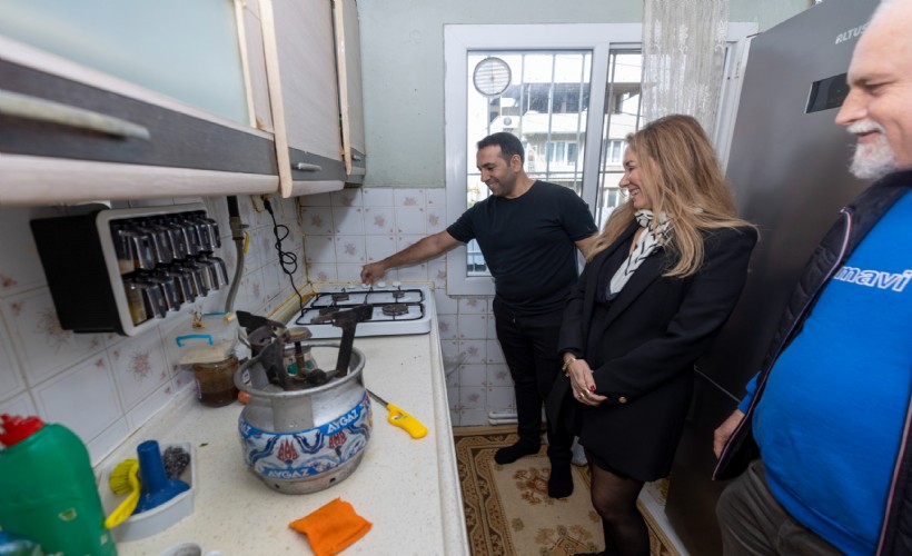 Ulubatlı'da ilk doğal gaz ateşi yandı!