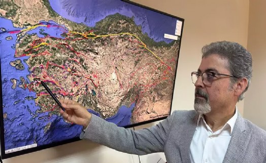 Uzmandan korkutan İzmir açıklaması! ‘Deprem üretme zamanı geldi’