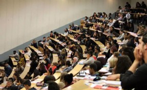 YÖK Başkanı açıkladı: Üniversite eğitimi 3 yıla iniyor