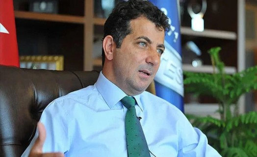 Yurt dışına kaçan eski THK Üniversitesi Rektörü Ünsal Ban hakkında yakalama kararı