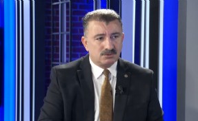 AK Partili Başdaş Tugay’ı hedef aldı, Atamer Mahallesi’ndeki mağduriyeti anlattı: Tugay beni savcılığa veremez ama mahalleli verecek!
