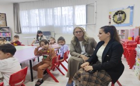 AK Partili Çankırı’dan görme engelli Burcu öğretmene ziyaret