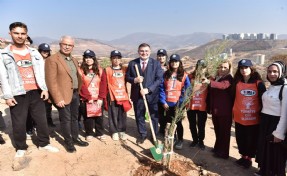 AK Partili Saygılı'dan Milli Ağaçlandırma Günü'nde 'yeşil' mesaj!