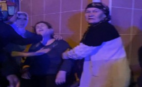 Alaşehir’de evinin yandığını görüp, baygınlık geçirdi