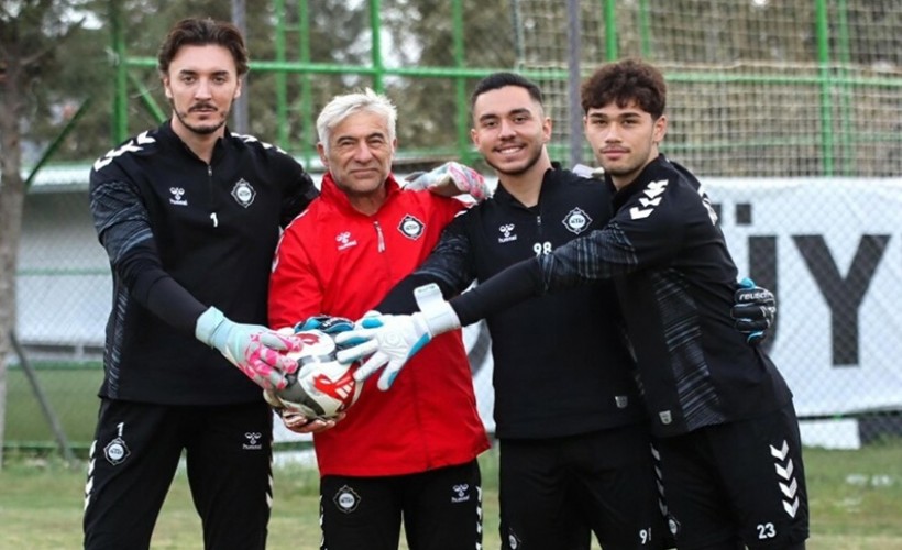 Altay'da 3 kaleci görev yaptı