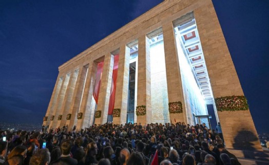 Anıtkabir’e 10 Kasım’da rekor ziyaretçi: 1 milyon 219 bin kişi Anıtkabir’e gitti!
