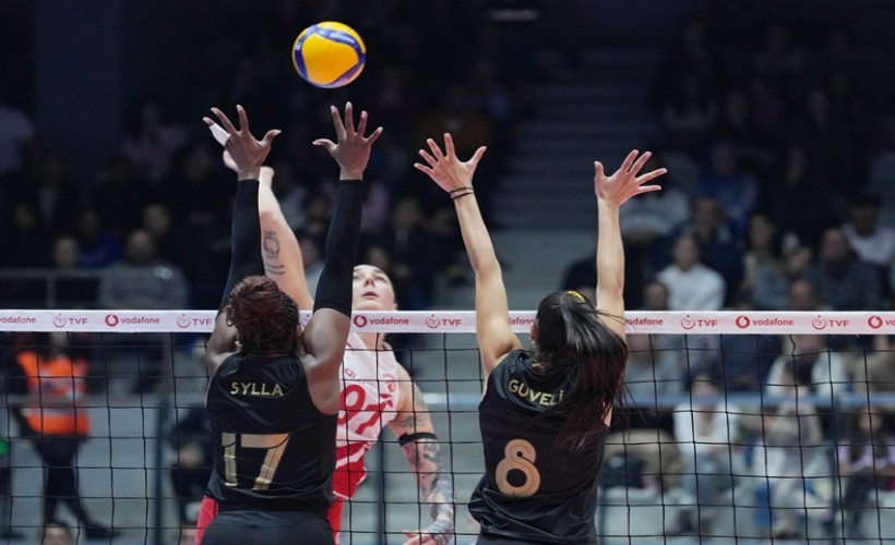 Aras Kargo evinde Galatasaray'a mağlup oldu!