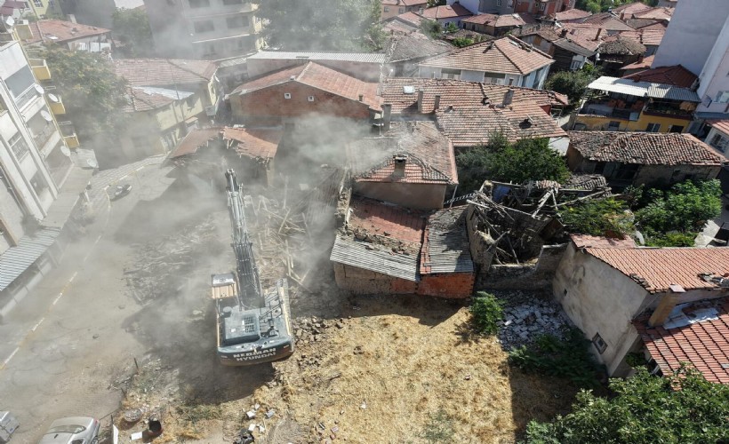 Arkası kesilmeyen depremler sonrası Sındırgı afet bölgesi ilan edildi