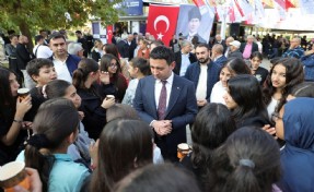 Bayraklı Belediyesi'nden eğitimde fırsat eşitliğine dijital destek